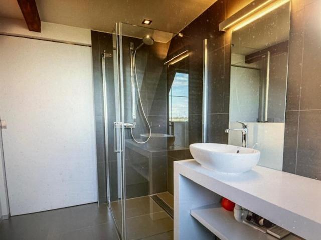 Schravenhoek Met Indoorzwembad En Sauna Veurne Zewnętrze zdjęcie